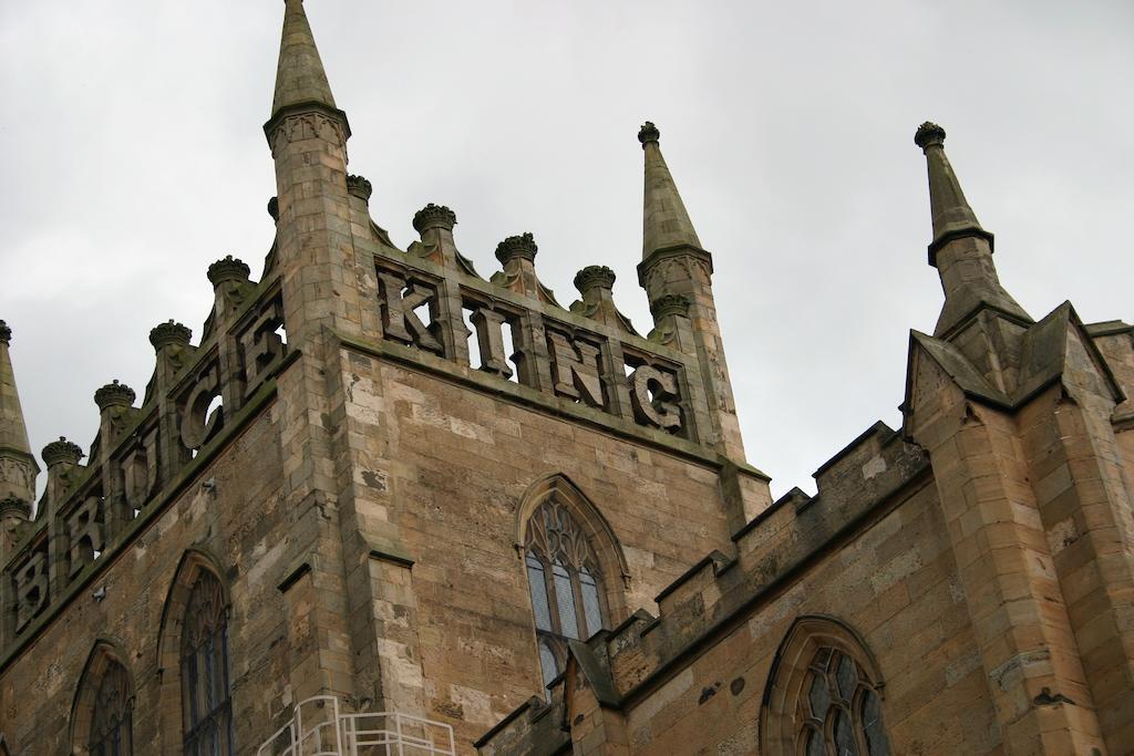 3Mac Dunfermline Self-Catering Apartment Rum bild